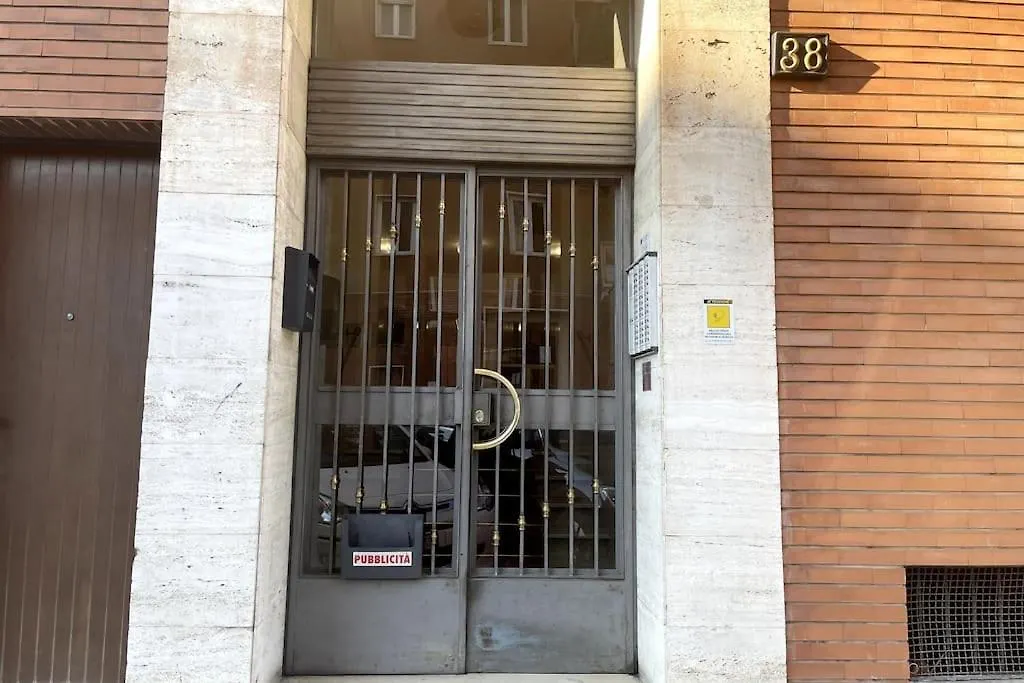 Amazing Flat With Terrace Apartment Milan